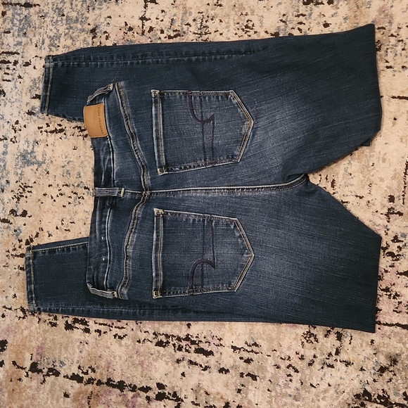 ⭐️American eagle curvy super hi rise jeggings - Picture 3 of 6